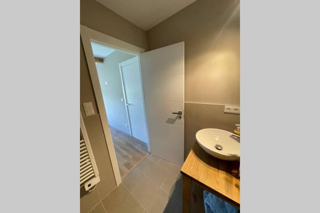 New Construction Penthouse With Pool And Wifi Apartment Osseja Bagian luar foto