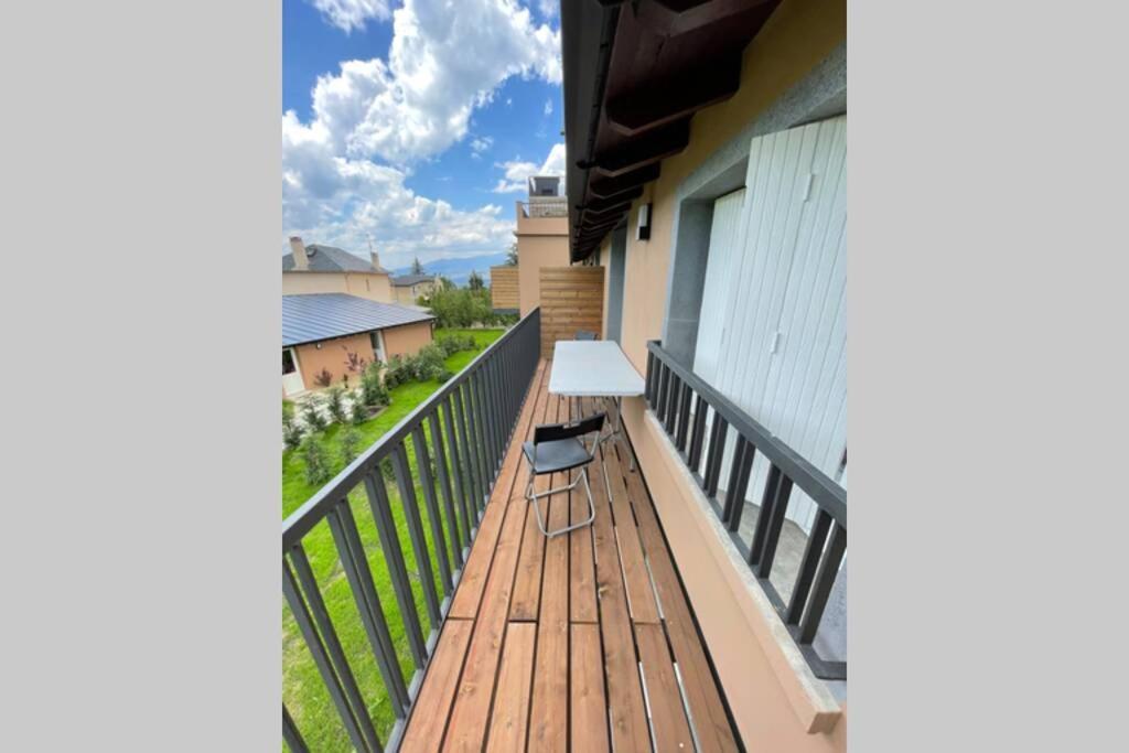New Construction Penthouse With Pool And Wifi Apartment Osseja Bagian luar foto